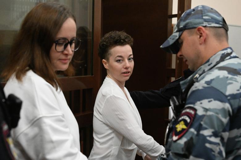 Драматург Светлана Петрийчук (слева) и режиссер Евгения Беркович