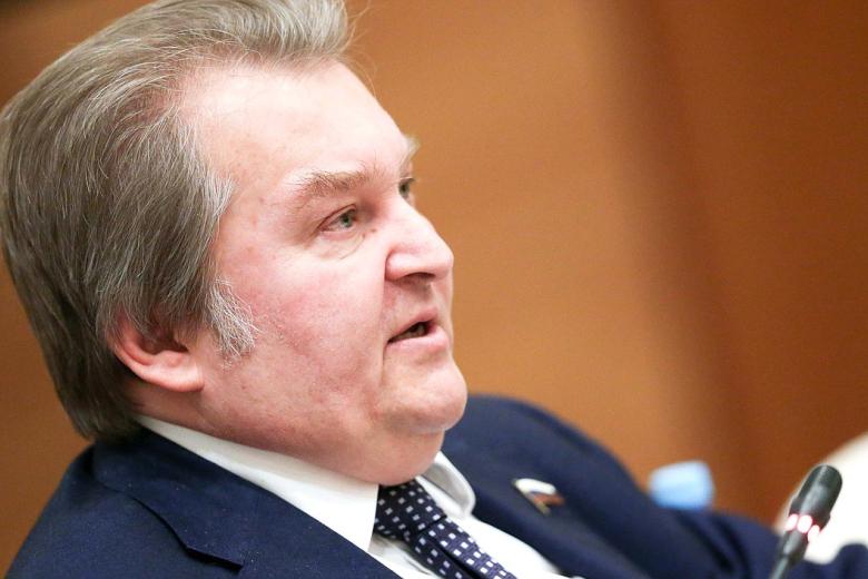  Михаил Емельянов 