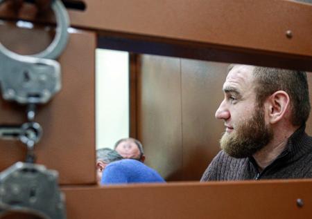 Адвокат оценил возможность перевода Арашукова в другую колонию