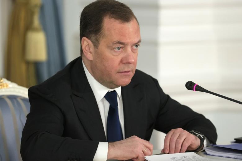 Дмитрий Медведев