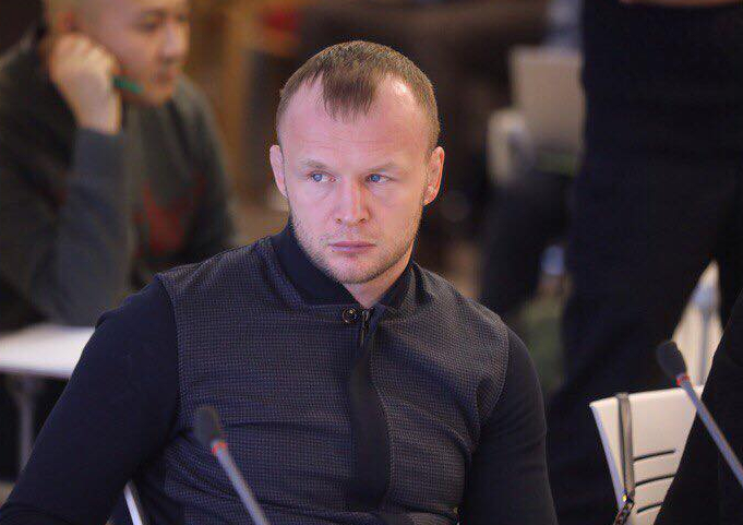 Экс-чемпион Bellator в среднем весе Александр Шлеменко