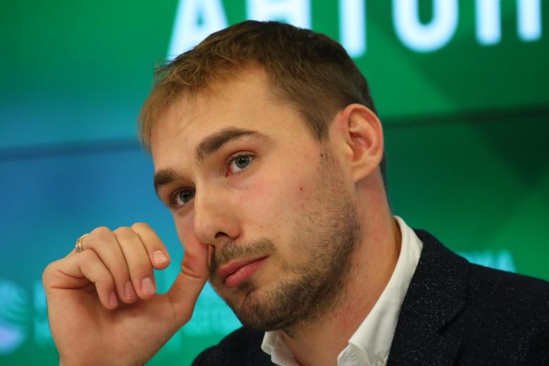 Антон Шипулин