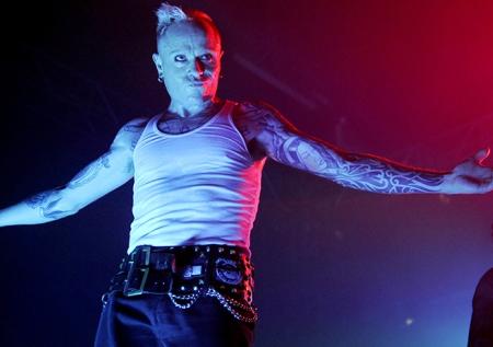 Следствие: вокалист The Prodigy покончил с собой