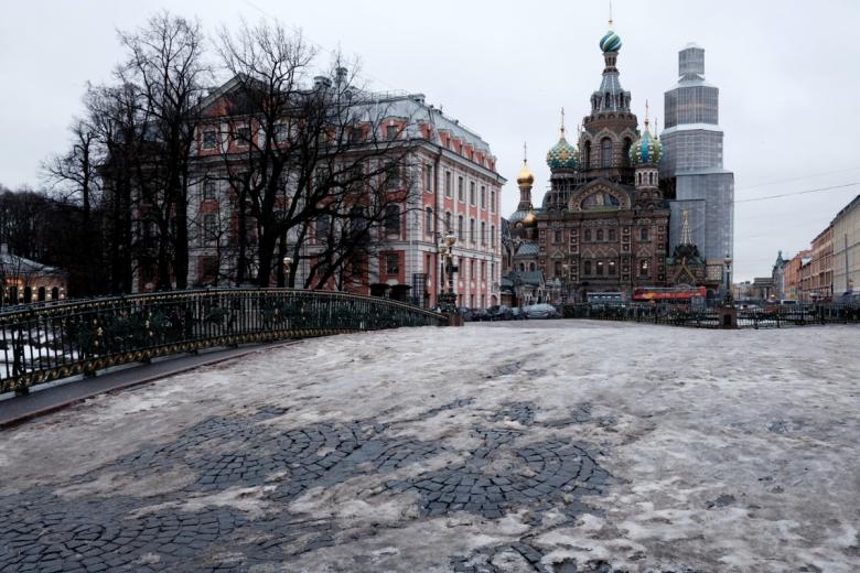 Вид на Храм Спаса на Крови в Санкт-Петербурге