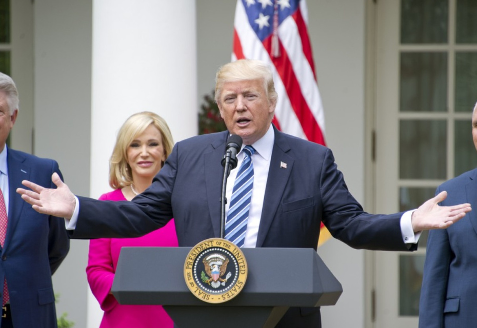 «Трудные переговоры»: глава Пентагона раскрыл подтекст шагов Трампа по НАТО
