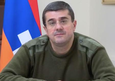 В Нагорном Карабахе военные начали обмен телами погибших
