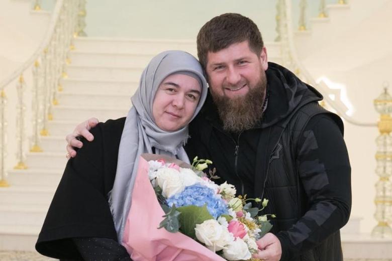 Супруги Кадыровы