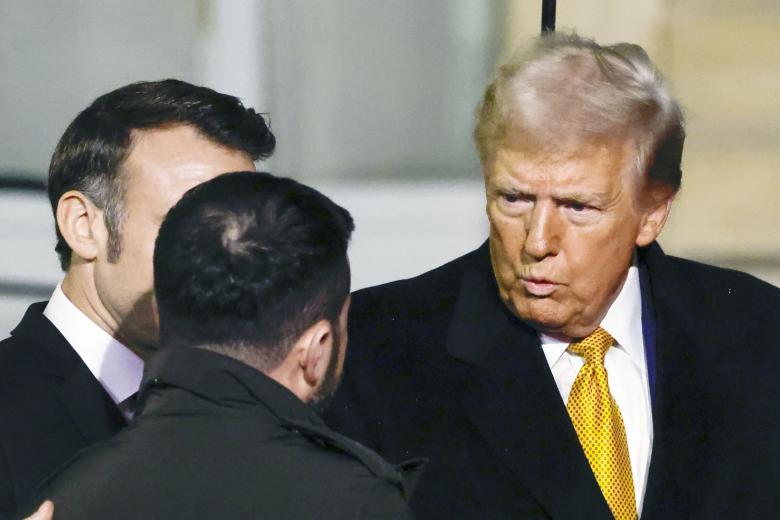 Эммануэль Макрон, Дональд Трамп, Владимир Зеленский