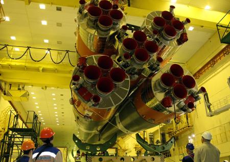 Сборка ракеты-носителя «Союз-2.1а» завершилась