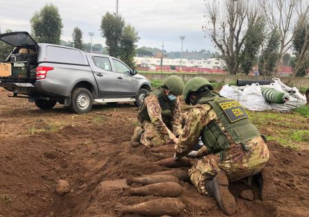  На тренировочной базе итальянской «Ромы» нашли снаряды времён ВОВ