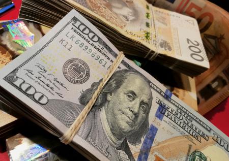 Oxfam сообщила, как пандемия повлияла на состояние богатейших людей планеты