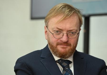 «Кокаин нашептал в мозг»: зачем Милонов накинулся на Кафельникова