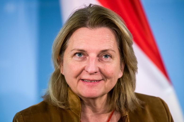 Карин Кнайсль