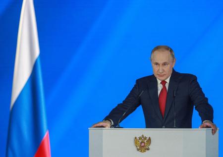 Путин вспомнил басню Крылова, похвалив Кравцова за решение проблем учителей