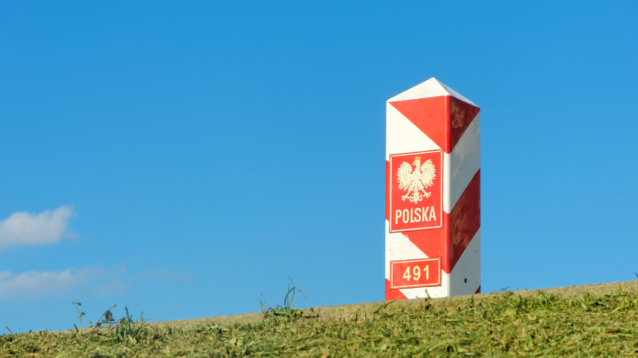 Стало известно, где Польша установила первое укрепление на границе с РФ