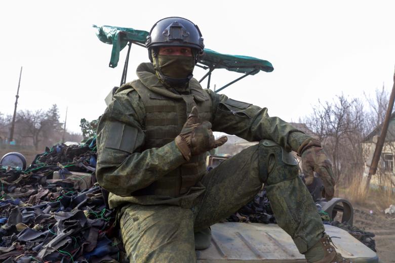 Военнослужащий ВС РФ во время выполнения задач СВО