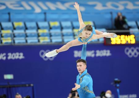 Мишина и Галлямов выиграли произвольную программу командного турнира ОИ