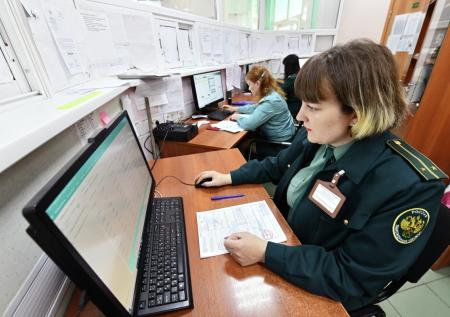 В Забайкалье задержали контейнер с формой для украинских солдат