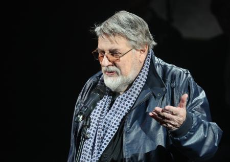 «Передергивают как могут»: Ширвиндт опроверг слухи о здоровье отца