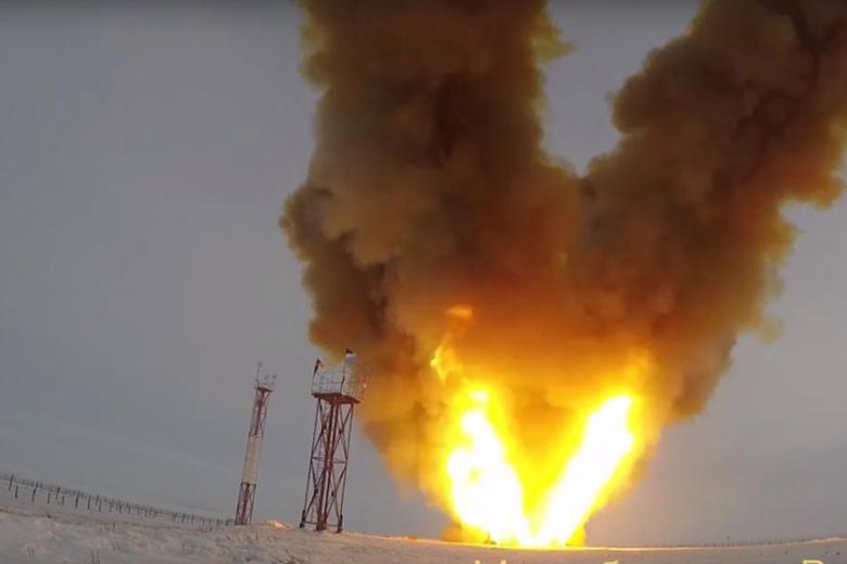 Пуск ракеты комплекса «Авангард»