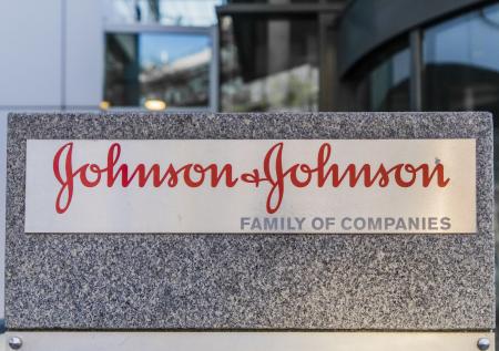Johnson & Johnson остановила поставки средств личной гигиены в РФ