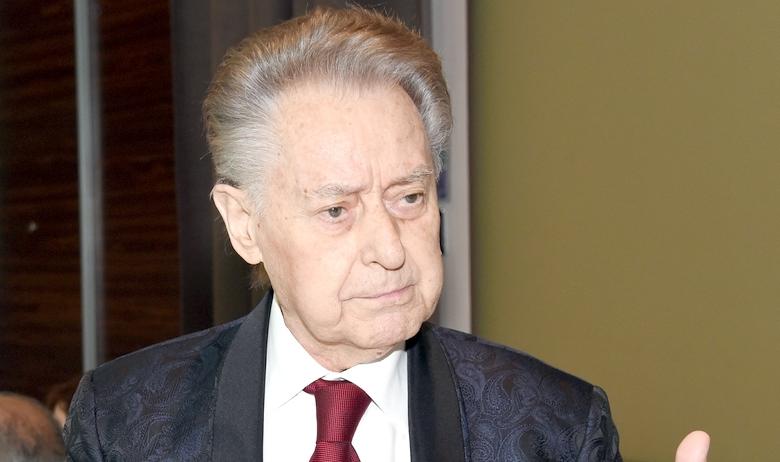 Поэт Андрей Дементьев