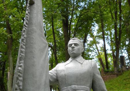 Литовцы снесут памятники освободителям Литвы
