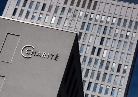 Charité: медики не исключают последствий для здоровья Навального