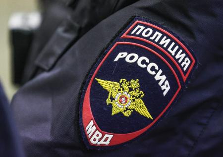 Россиянин решил поработать в ресторане, где заснул и украл спиртное