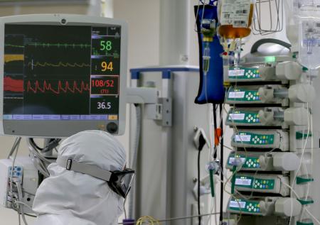 В России зафиксирован минимум смертей из-за коронавируса с 8 ноября