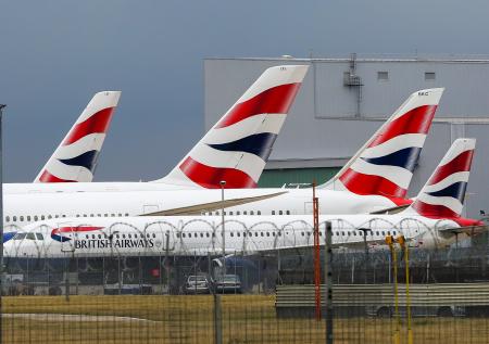 British Airways приостановила полёты в материковую часть Китая