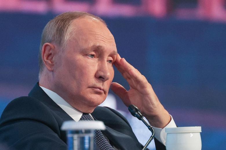 Президент РФ Владимир Путин на пленарном заседании Восточного экономического форума — 2022