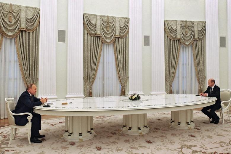 Владимир Путин и Олаф Шольц