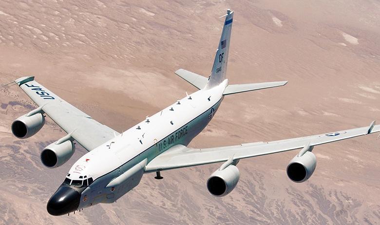 Cамолёт ВВС США Boeing RC-135