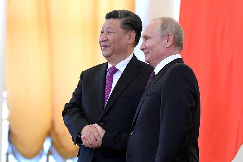 Главы Китая и РФ Си Цзиньпин и Владимир Путин 