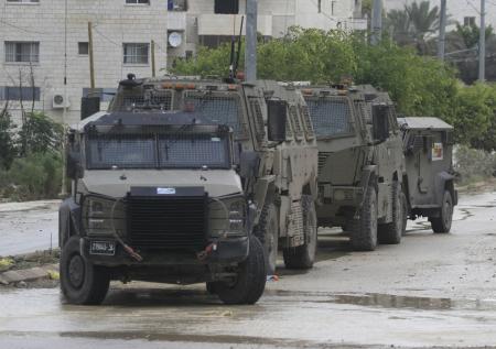 Командира израильской армии подорвали вместе с броневиком