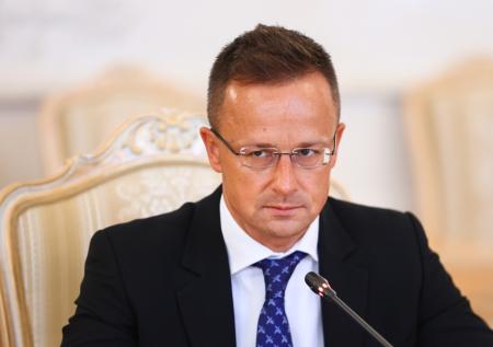 Сийярто сравнил чиновников Евросоюза с коммунистами