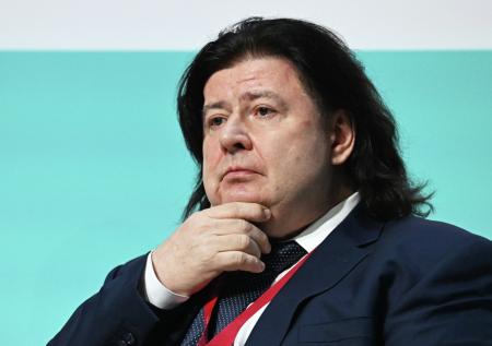 Один из вице-президентов «Роснефти» покинул свой пост