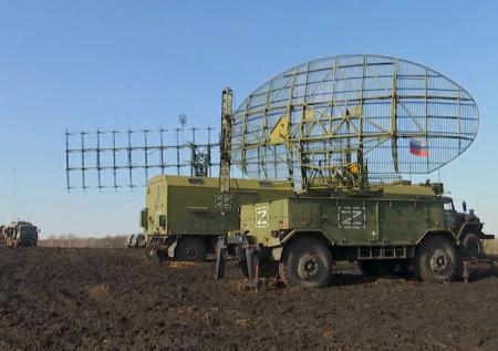Минобороны России показало работу радиолокационных станций «Небо-СВ»