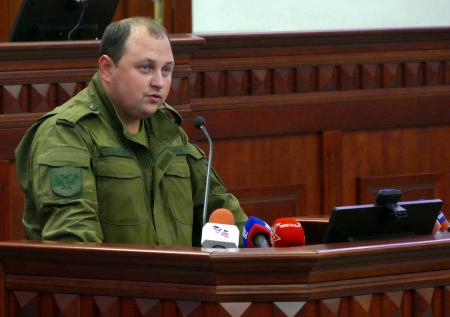Жители Калмыкии устроили сход против назначенца из ДНР