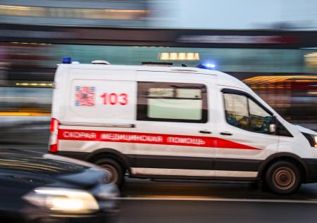 Женщина морила голодом восьмилетнюю дочь и держала на привязи