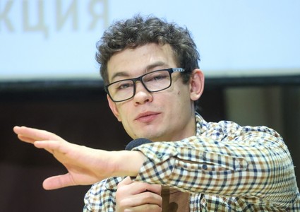 Устроил дебош и укусил официантку: что натворил Кологривый в Новосибирске