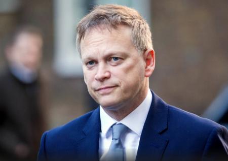 Самолет британского министра остался без навигации под Калининградом
