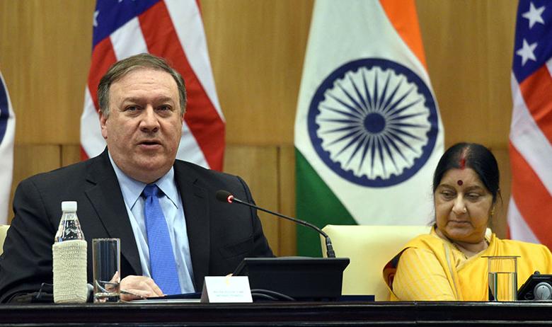 Госсекретарь США Майк Помпео и министр иностранных дел Индии Сушма Сварадж