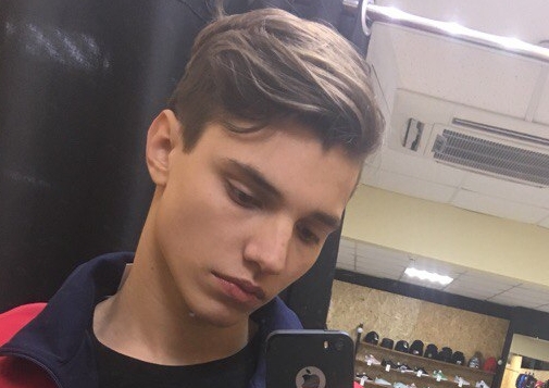 Влад Бахов