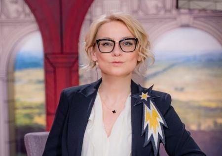 Хромченко показала вышедшую из моды обувь