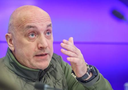 «На фига»: Прилепин раскритиковал открытие памятника Жванецкому в Ростове