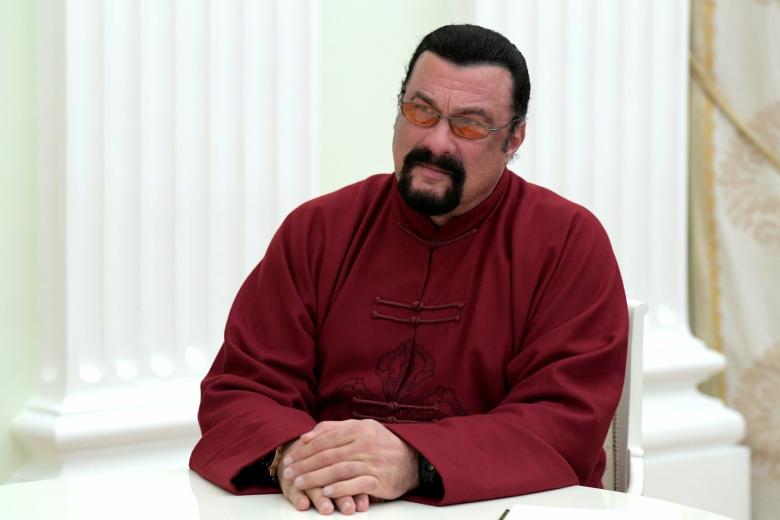 Стивен Сигал