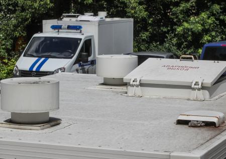 В Петербурге задержали силовиков, вымогавших взятку с помощью проститутки