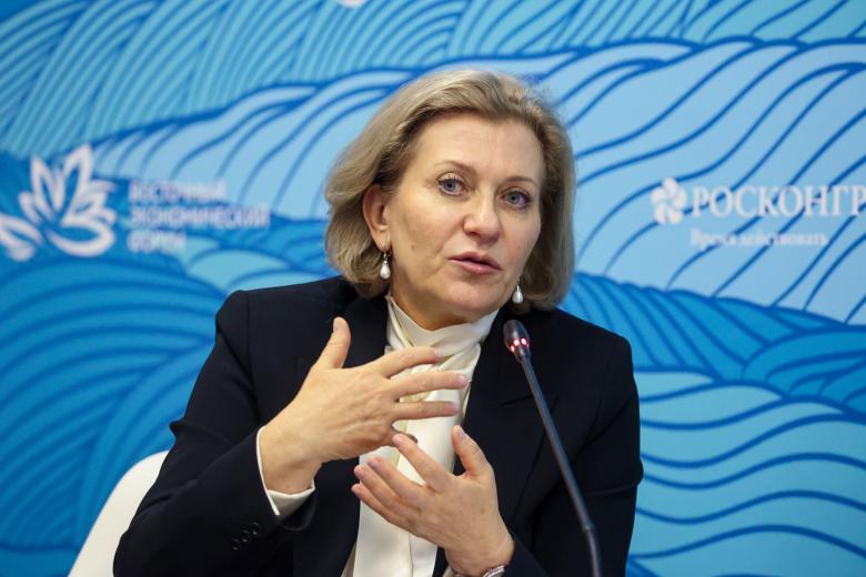 Анна Попова